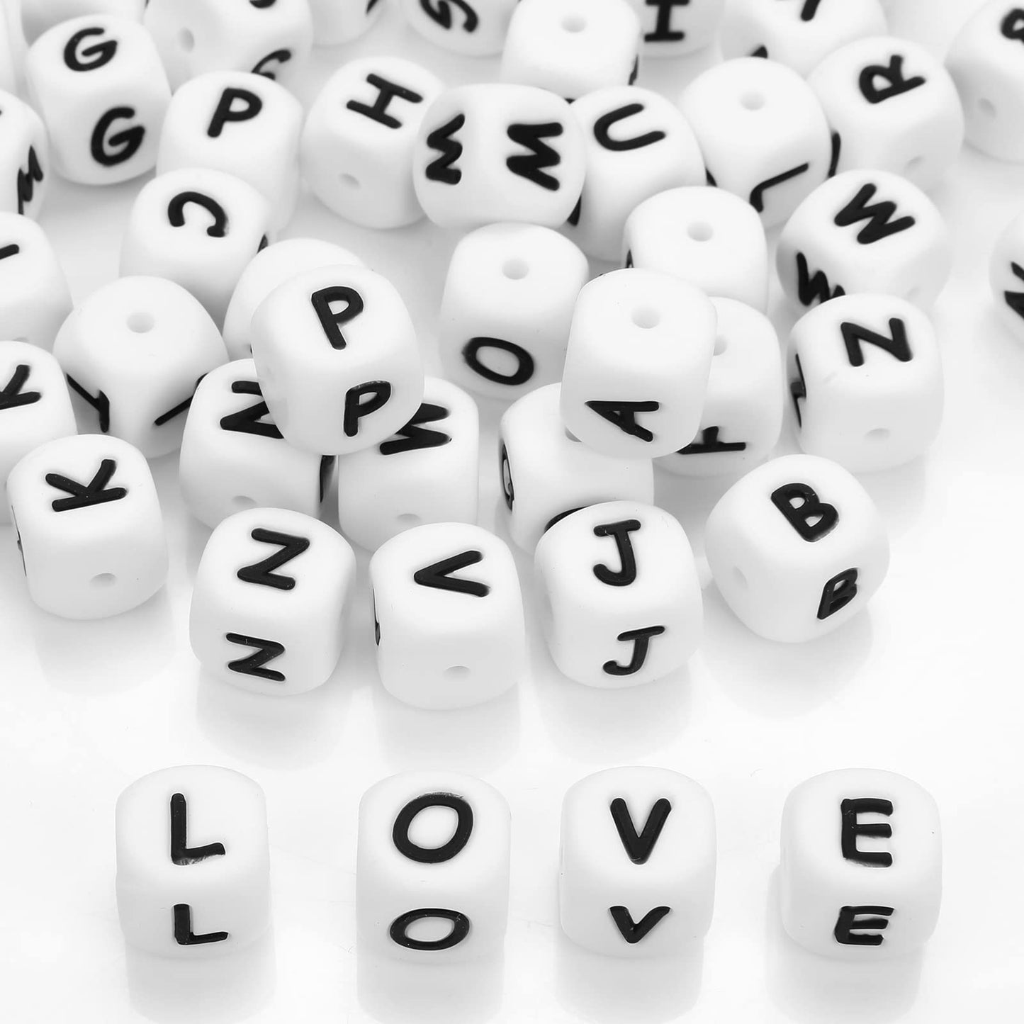 Yolev 52Pcs A-Z Silicone Letter Beads Square Silicone Loose Beads Alphabet Silicone Beads for Jewelry Making Bracelets Necklaces Keychain DIY(White, 12MM)
