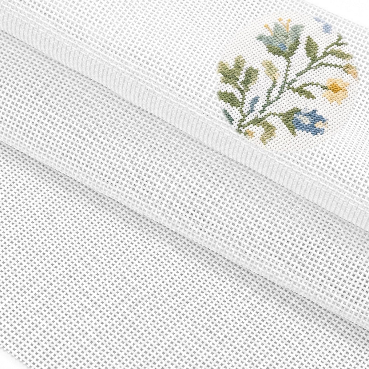 Yolev 18 Mesh Needlepoint Canvas, White Blank Needlepoint Canvas