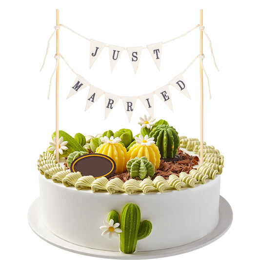 Just Married Cake Banner Wedding Cake Topper Personalized Just Married Cake Topper Vintage Affair Rustic Just Married Wedding Cake Bunting Topper Just Married Cake Sign Just Married Decorations